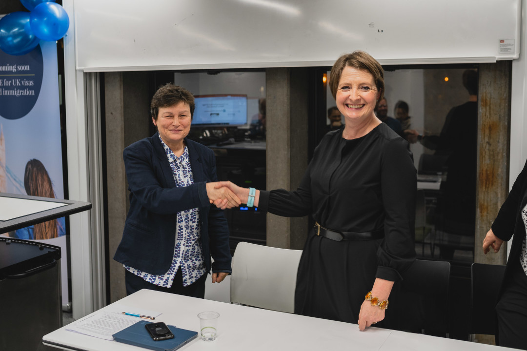 罗斯·克莱舍姆博士和玛丽·理查森博士